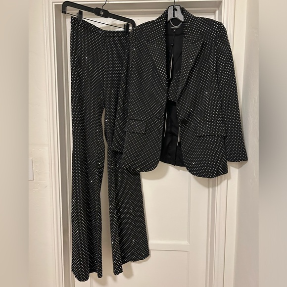 Nadine Merabi three piece suit - Picture 2 of 4